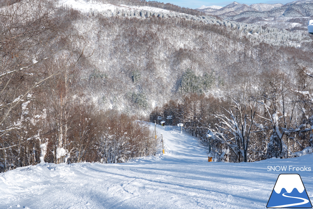美唄国設スキー場｜豪雪・美唄からメリークリスマス！現在、道内屈指の積雪量。ということで、コンディションは最高です！